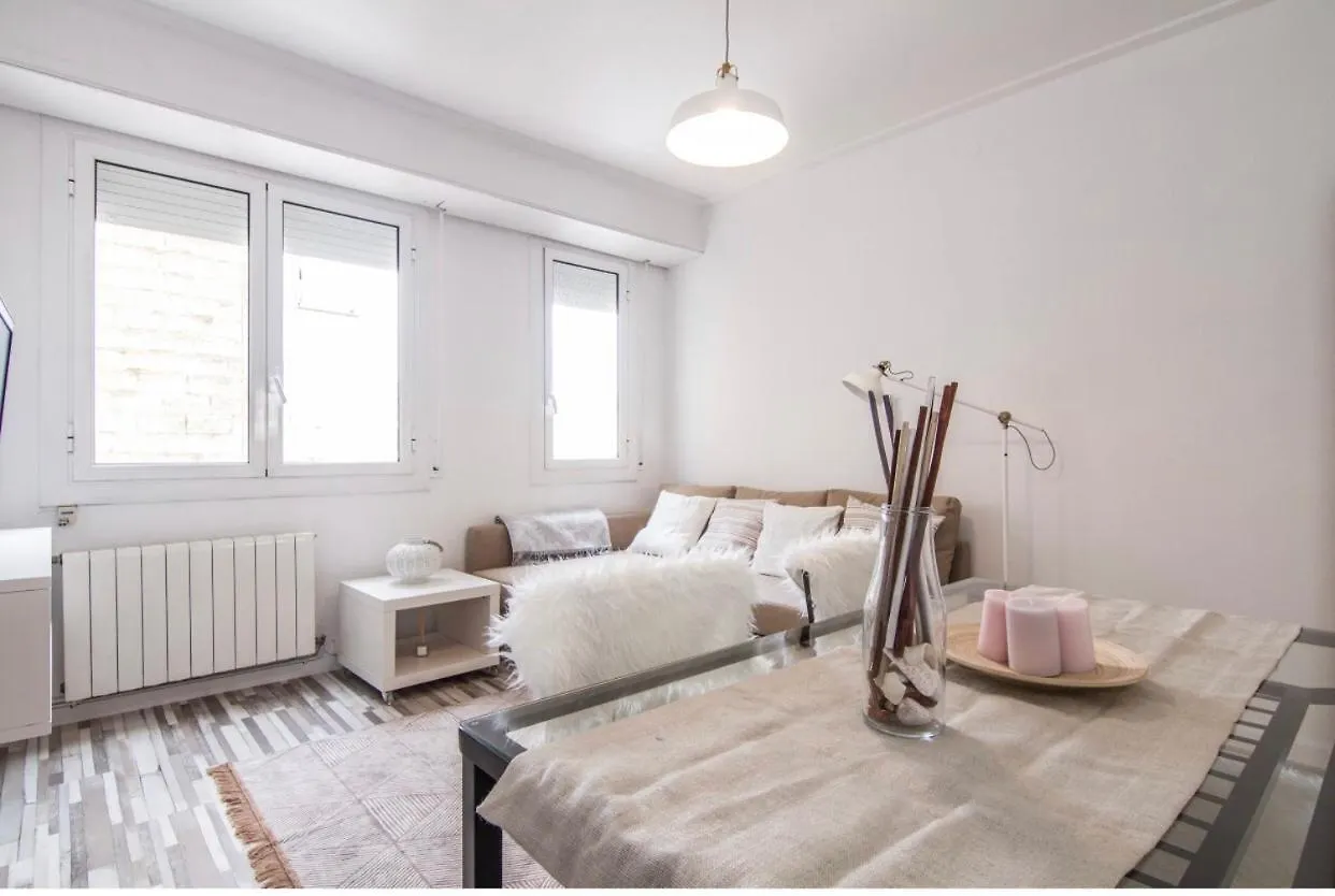 Nordic Apartment II Sagrada Familia Barcelona Spain